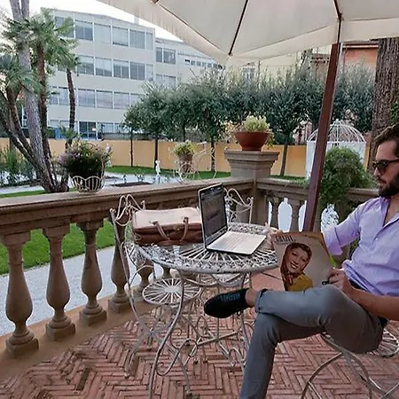 Ξενοδοχείο Tower Πίζα